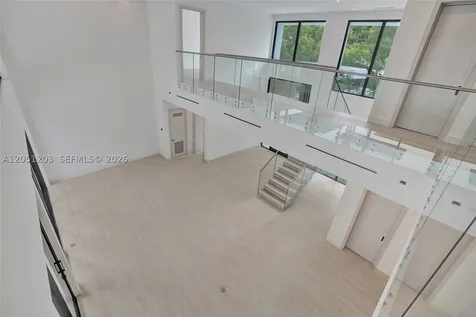 4640 Sunset Drive Miami FL 33143