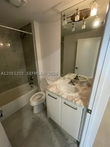 253 NE 2nd Street Miami FL 33132