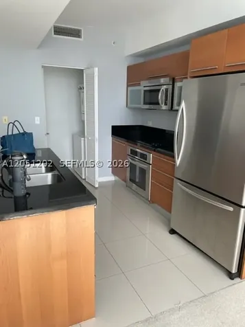 253 NE 2nd Street Miami FL 33132
