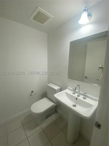 185 SW 7th Street Miami FL 33130