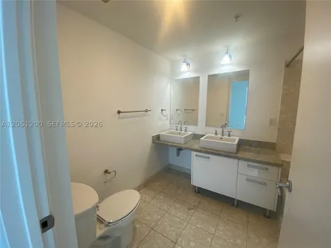 185 SW 7th Street Miami FL 33130