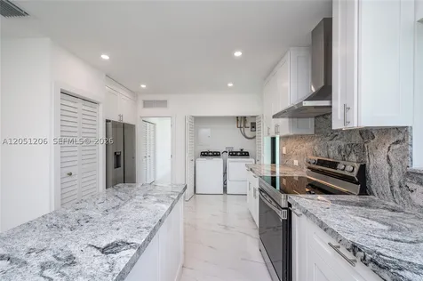 1621 S Treasure Drive North Bay Village FL 33141