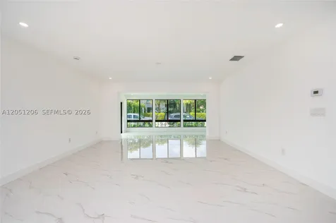 1621 S Treasure Drive North Bay Village FL 33141