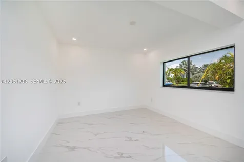 1621 S Treasure Drive North Bay Village FL 33141