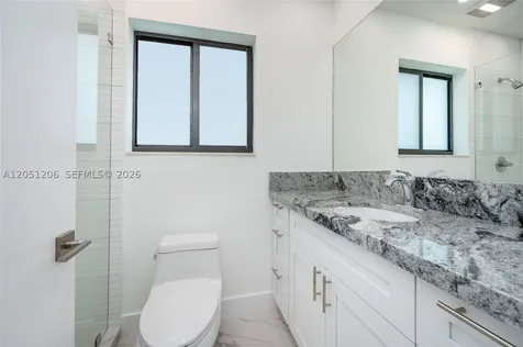 1621 S Treasure Drive North Bay Village FL 33141