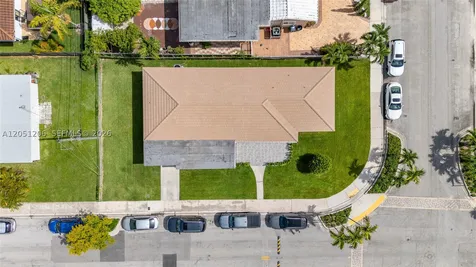 1621 S Treasure Drive North Bay Village FL 33141