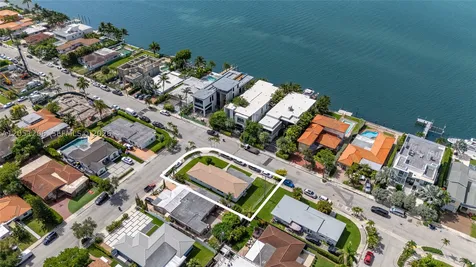 1621 S Treasure Drive North Bay Village FL 33141