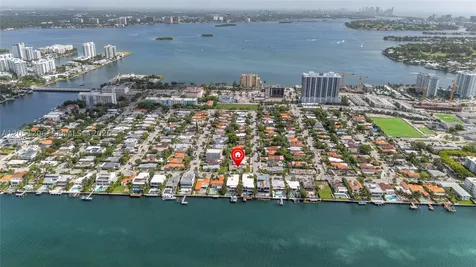 1621 S Treasure Drive North Bay Village FL 33141