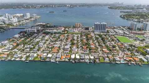 1621 S Treasure Drive North Bay Village FL 33141