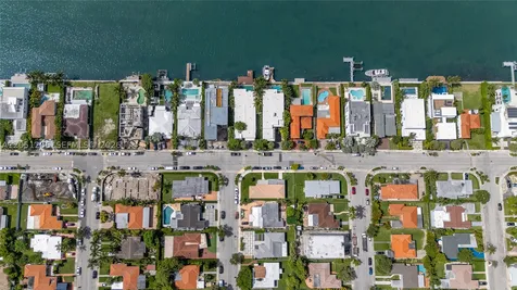 1621 S Treasure Drive North Bay Village FL 33141