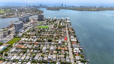 1621 S Treasure Drive North Bay Village FL 33141