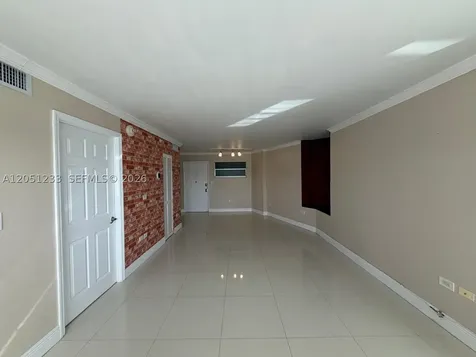 1881 Washington Avenue Miami Beach FL 33139