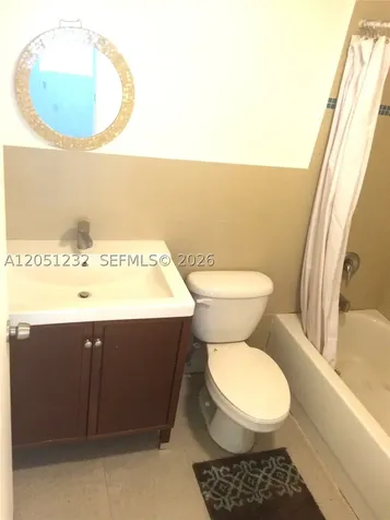 7025 Rue Granville Miami Beach FL 33141