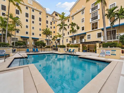 8390 SW 72nd Avenue Miami FL 33143