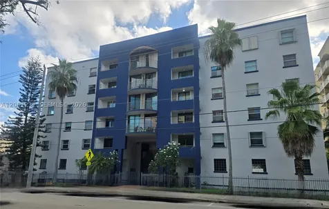 546 SW 1st Street Miami FL 33130