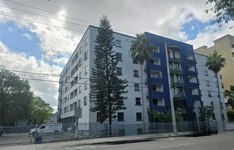 546 SW 1st Street Miami FL 33130
