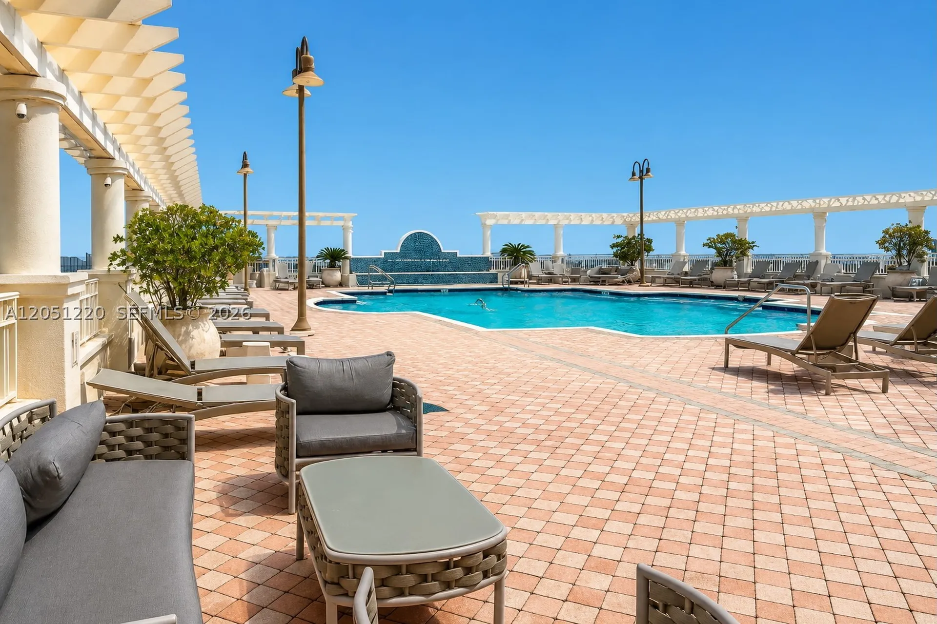 511 SE 5th Avenue Fort Lauderdale FL 33301