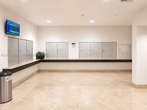511 SE 5th Avenue Fort Lauderdale FL 33301
