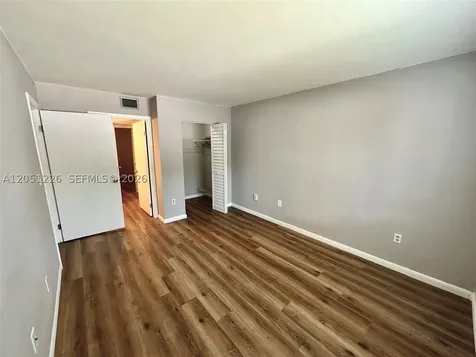 15241 SW 80th Street Miami FL 33193