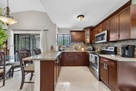12422 SW 199th Street Miami FL 33177