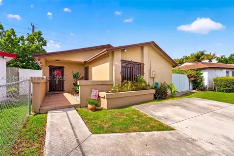 12422 SW 199th Street Miami FL 33177