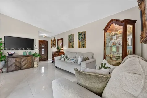 12422 SW 199th Street Miami FL 33177