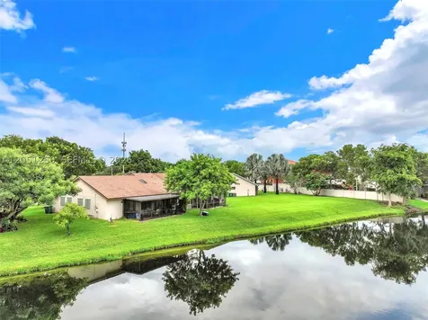 7702 NW 60th Street Tamarac FL 33321