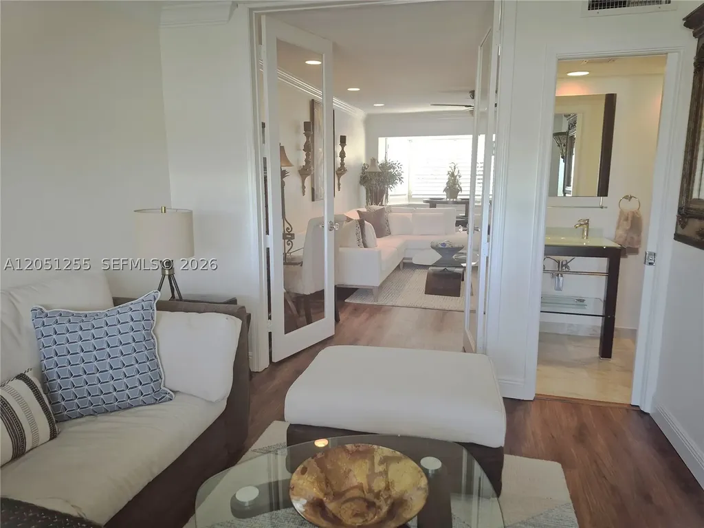 535 Hendricks Isle Apt Fort Lauderdale FL 33301
