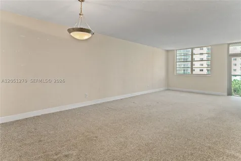 19390 Collins Avenue Sunny Isles Beach FL 33160