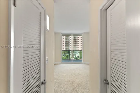 19390 Collins Avenue Sunny Isles Beach FL 33160
