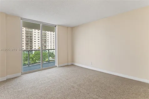 19390 Collins Avenue Sunny Isles Beach FL 33160
