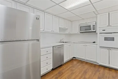 19390 Collins Avenue Sunny Isles Beach FL 33160