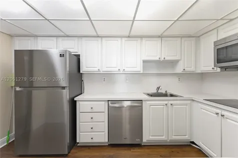 19390 Collins Avenue Sunny Isles Beach FL 33160