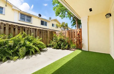 11840 SW 99th Street Miami FL 33186