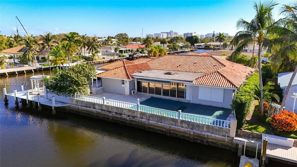 2811 NE 57th Street Fort Lauderdale FL 33308