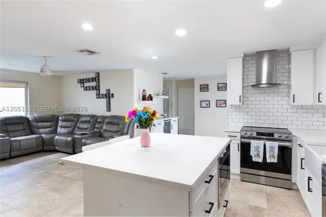 2400 NW 103rd Avenue Pembroke Pines FL 33026