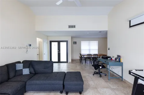 2400 NW 103rd Avenue Pembroke Pines FL 33026