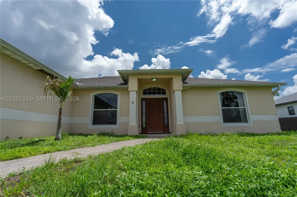 4129 NE 19th Place Cape Coral FL 33909