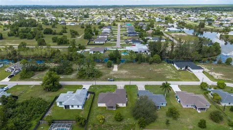 4129 NE 19th Place Cape Coral FL 33909