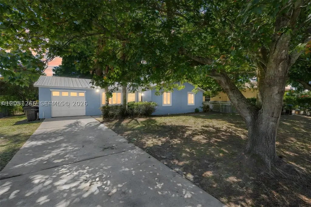 3185 SW Crumpacker Street Port St. Lucie FL 34953