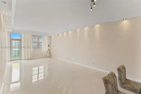 19390 Collins Avenue Sunny Isles Beach FL 33160