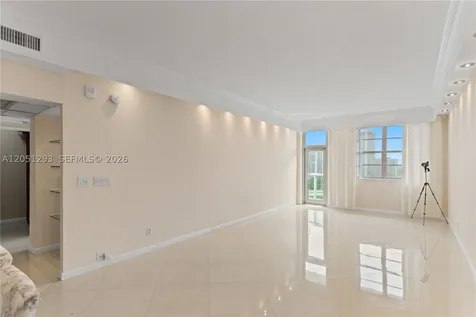 19390 Collins Avenue Sunny Isles Beach FL 33160