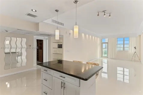 19390 Collins Avenue Sunny Isles Beach FL 33160