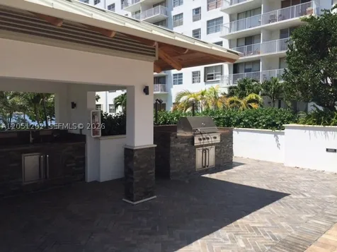 2851 NE 183rd Street Aventura FL 33160