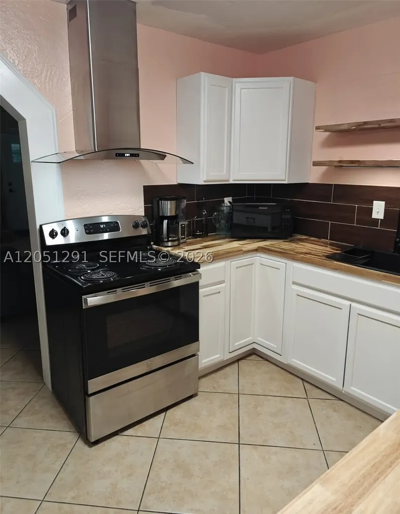2418 Scott Street Hollywood FL 33020