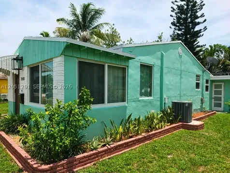 2418 Scott Street Hollywood FL 33020