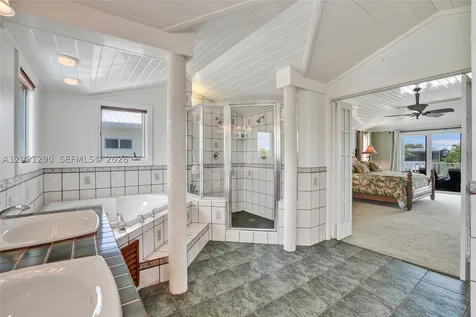 107 Valencia Drive Islamorada FL 33036