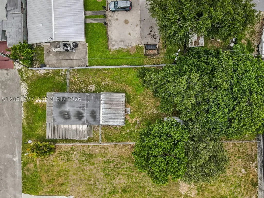 523 N 60th Way Hollywood FL 33024