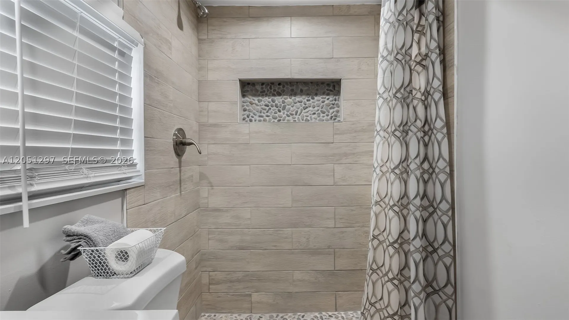 523 N 60th Way Hollywood FL 33024
