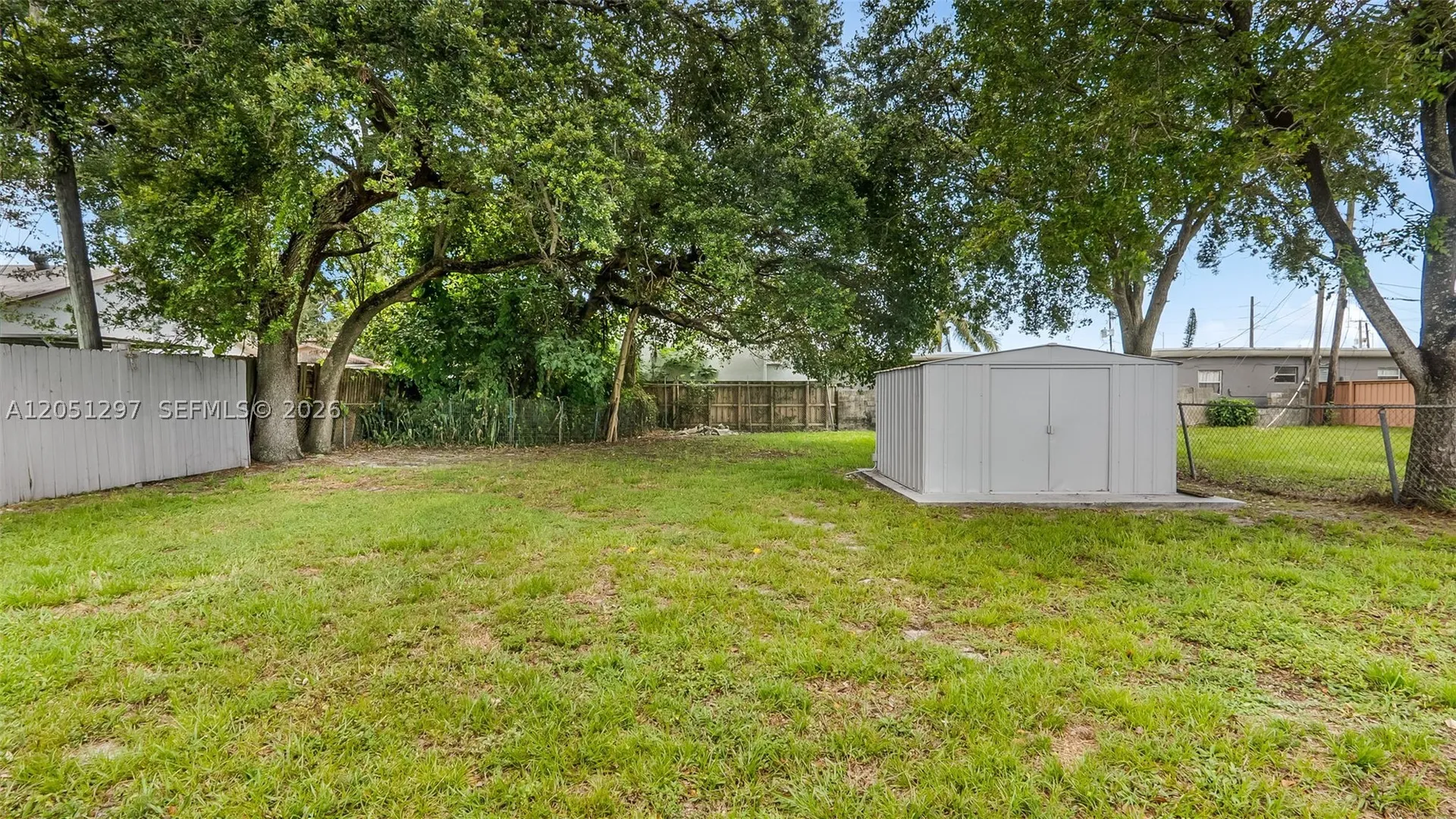 523 N 60th Way Hollywood FL 33024